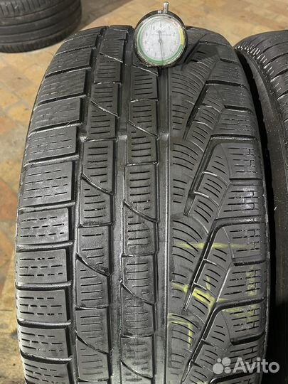 Pirelli Winter Sottozero 210 Serie II 235/55 R18