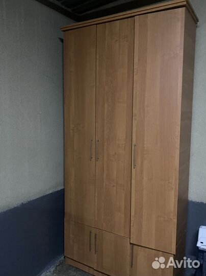 Шкаф для одежды