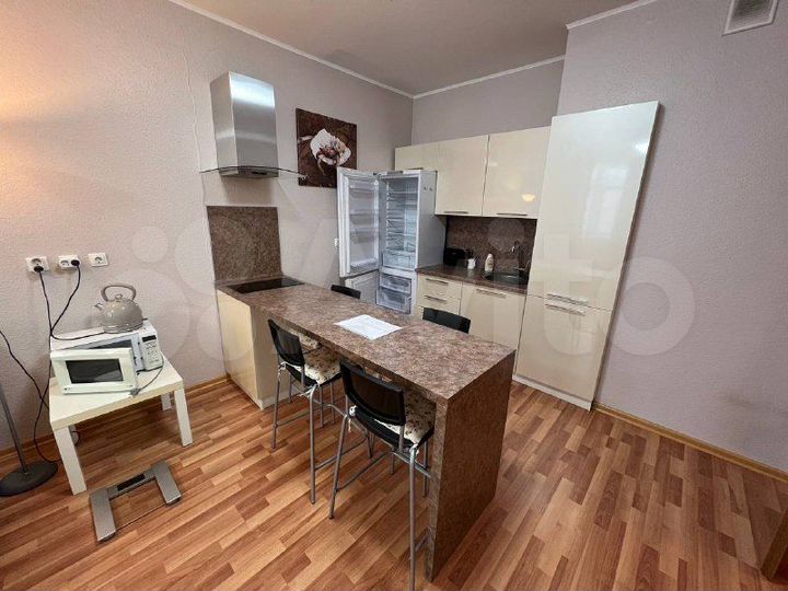 2-к. квартира, 55 м², 17/30 эт.
