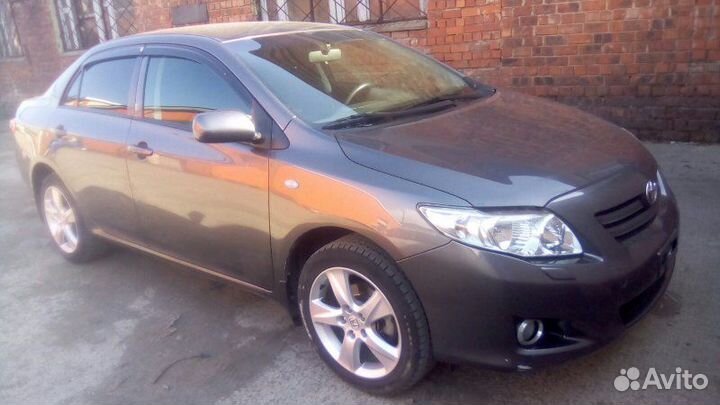 Крепление бампера заднее правое Toyota Corolla