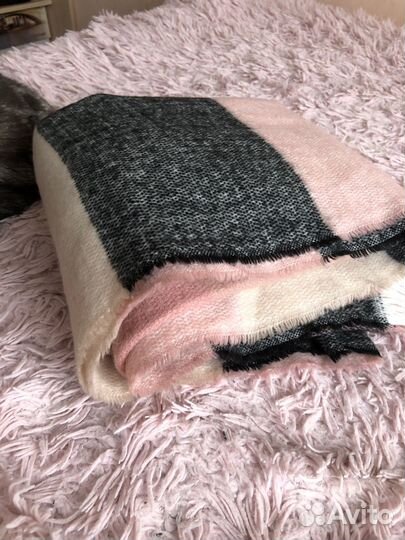 Шарфы женские