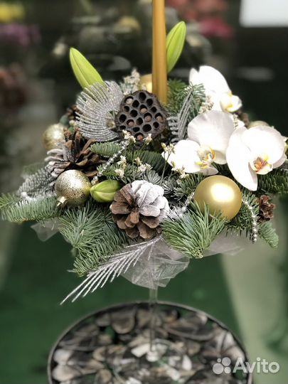 Елки, венки, композиции из нобилиса