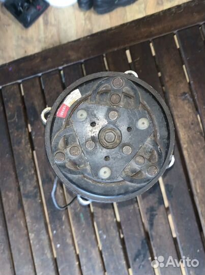 Компрессор кондиционера volvo s70 97