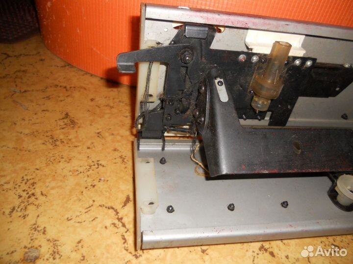 Вязальная машина Нева-5 на запчасти самовывоз