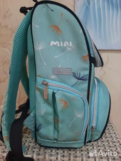 Ранец школьный для девочки