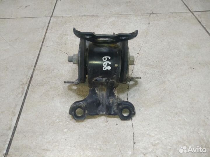 Опора двигателя левая Mitsubishi Outlander XL CW5W