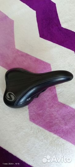 Седло для велосипеда кожаное