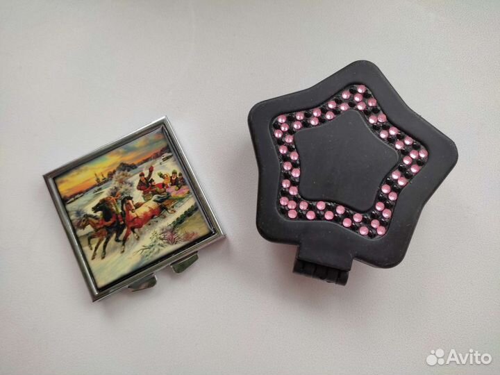 Зеркальце и расчёска складная