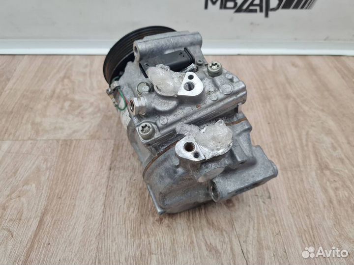 Компрессор кондиционера Mercedes W205