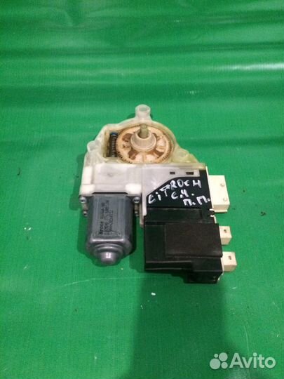 Моторчик стеклоподъемника передний правый Ситроен