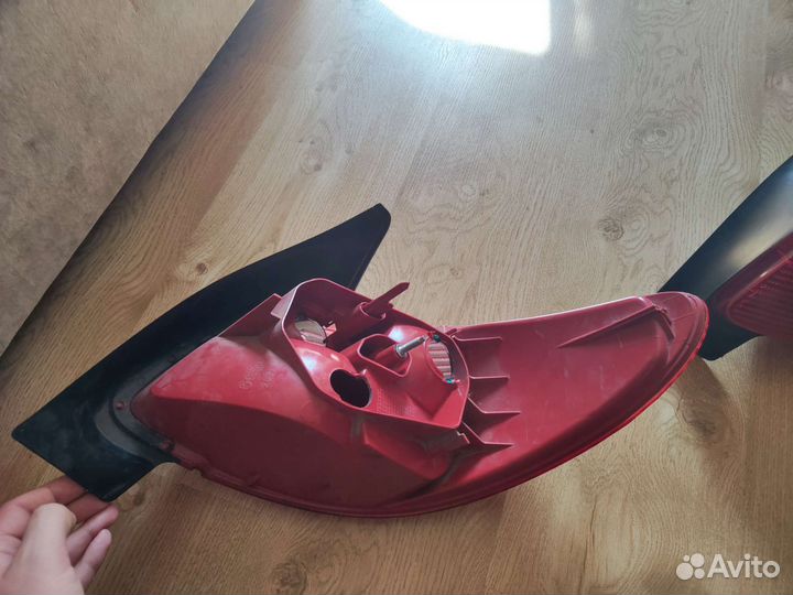 Фонари Peugeot 206