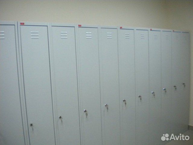 Шкаф металлический для раздевалок