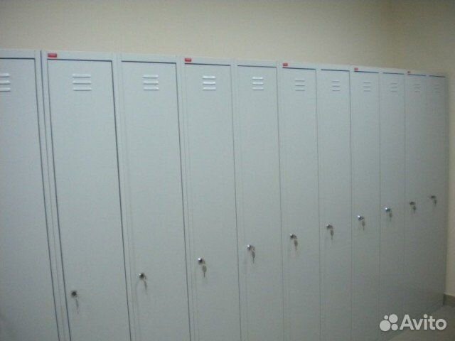 Шкаф металлический для раздевалок