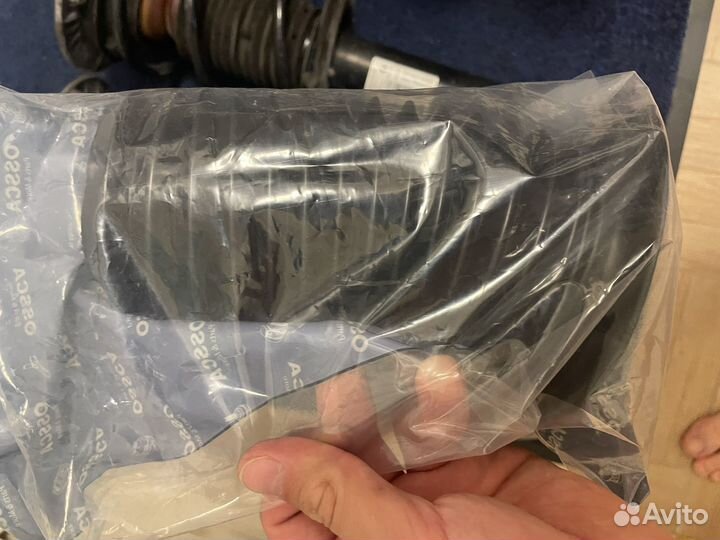 Передние амортизаторы BMW 1-er F20 N13B16