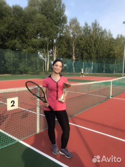 Тренер по большому теннису