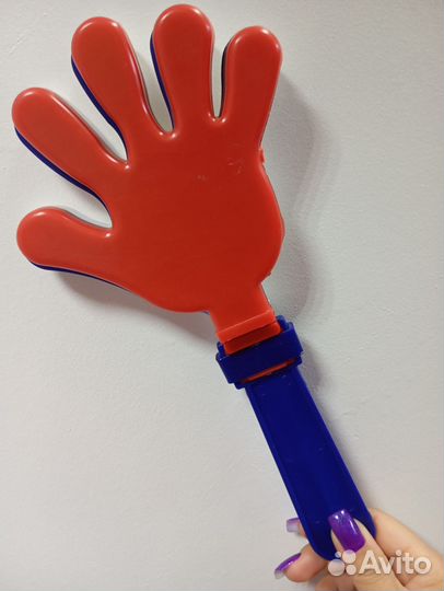 Флаг, дудочка, ладошки