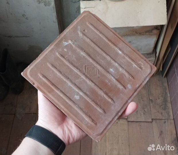 Плитка напольная