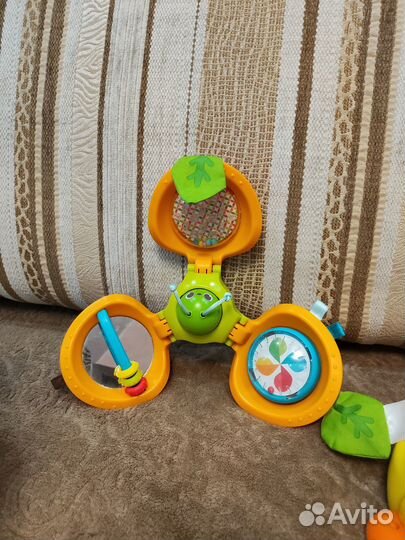 Развивающие игрушки для малышей пакетом