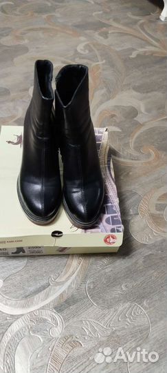 Ботинки женские