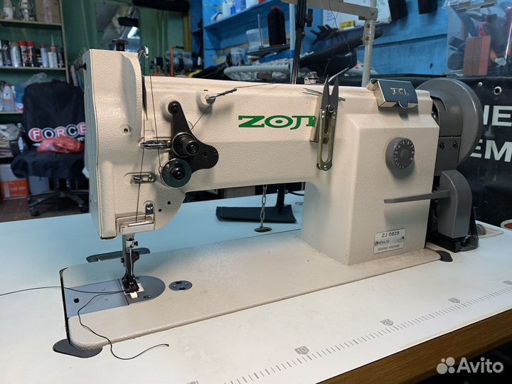Промышленная швейная машинка zoje