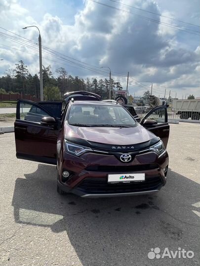 Toyota RAV4 2.5 AT, 2017, 110 000 км