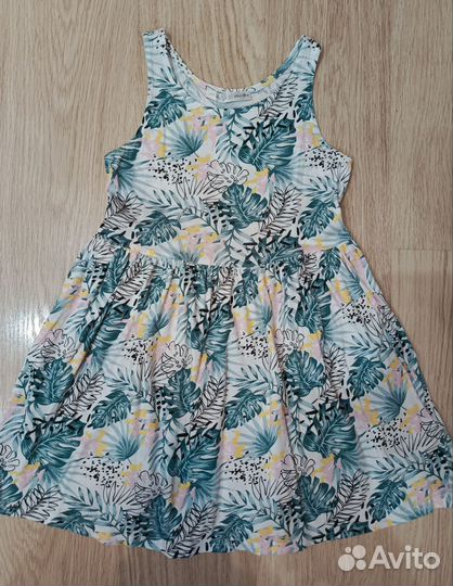 Летняя одежда для девочки р. 116,122,128
