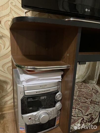 Тумба под телевизор