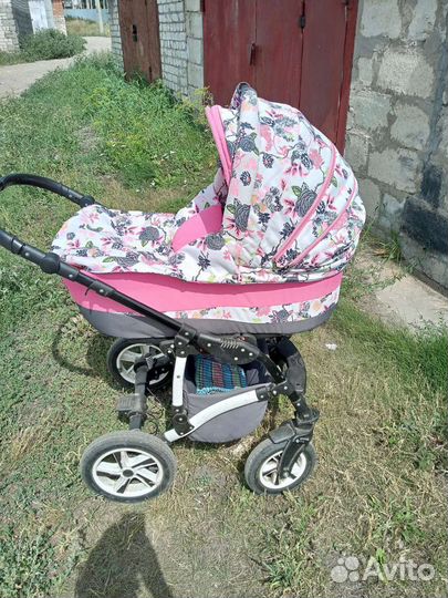 Прогулочная коляска 2 в 1