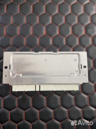 Блок управления активным стабилизатором Mercedes w