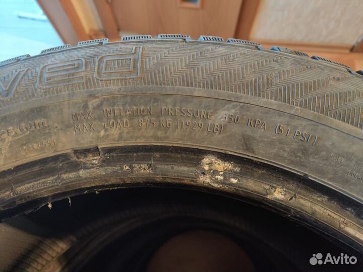 Gislaved Nord Frost 200 235/55 R17 103T