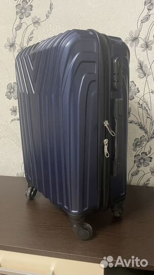 Чемодан на колесах