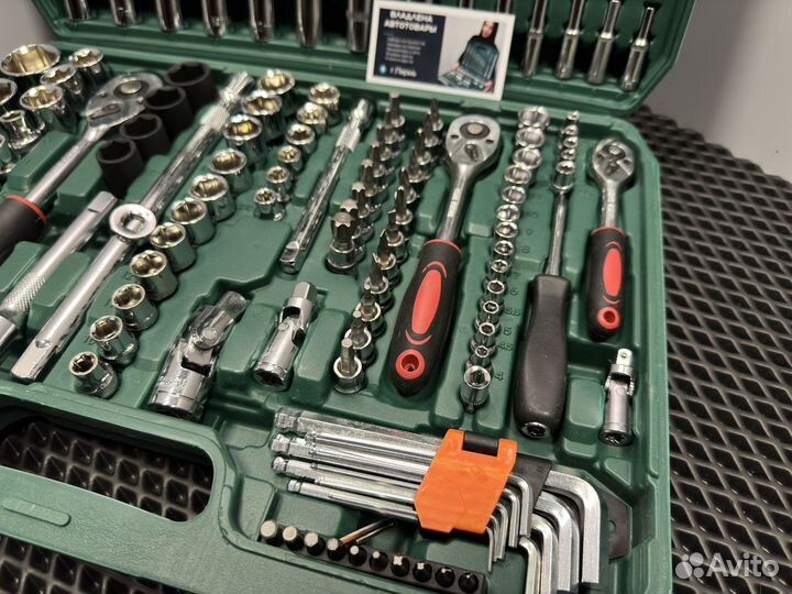 Набор инструментов 151 предмет новый