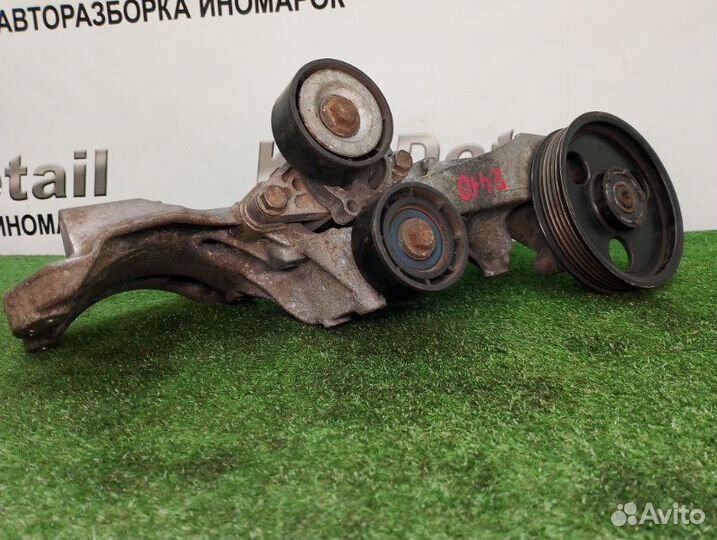 Кронштейн генератора Renault Clio хэтчбек (комби)