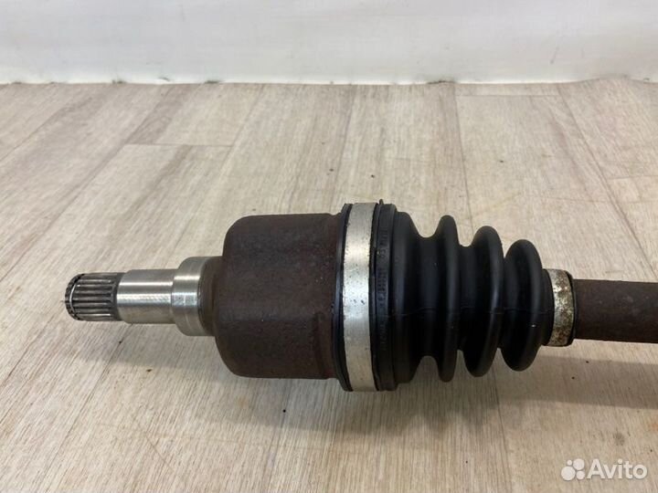 Привод передний левый Ford Focus qqdb (1.8) 2006