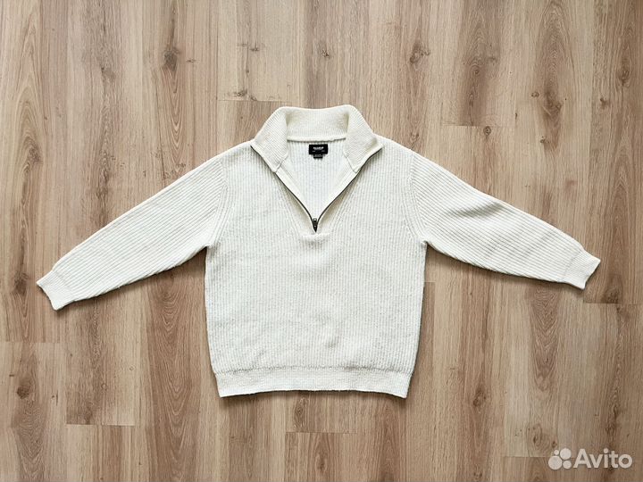 Мужской белый свитер pull&bear