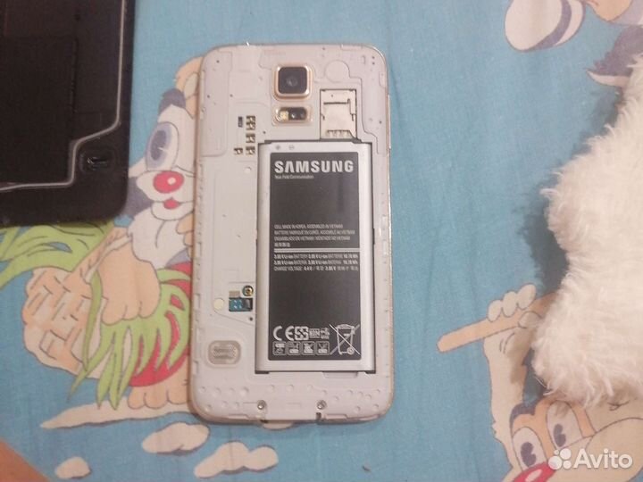 Телефон Samsung S5