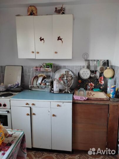 Кухонный стол