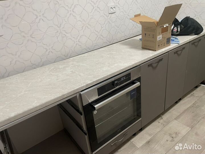 Столешница для кухни новая