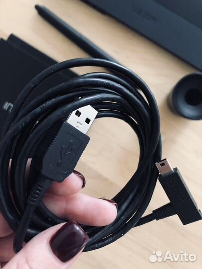 Графический планшет wacom intuos pro