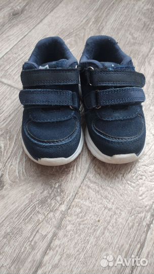 Кроссовки сандали туфли