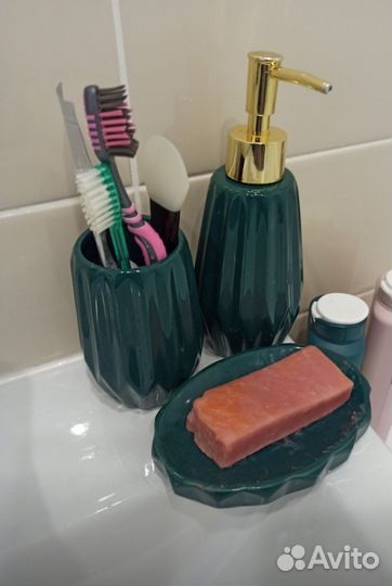 Набор аксессуаров для ванной