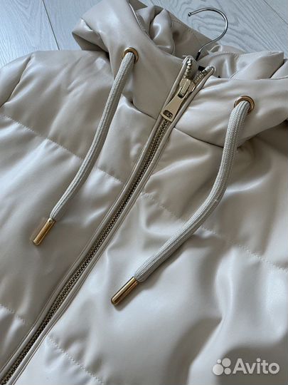 Пуховик женский Zara