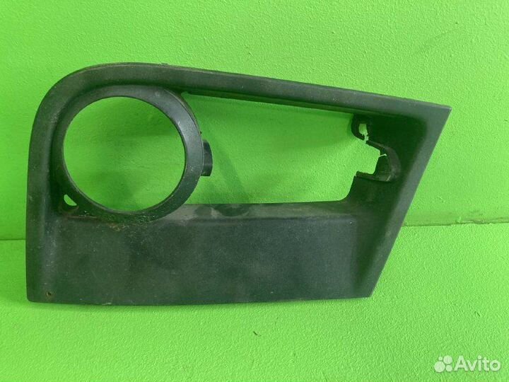 Облицовка фары противотуманной mercedes-benz actro