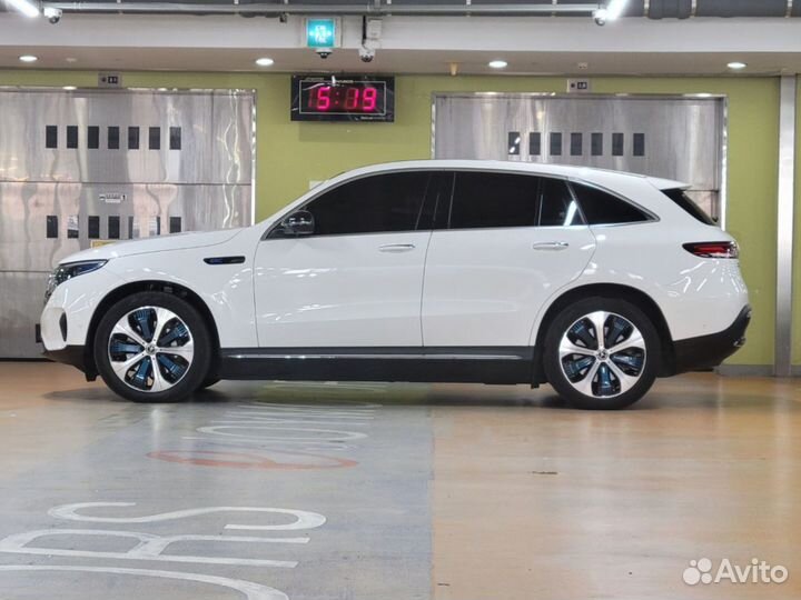 Mercedes-Benz EQC AT, 2020, 15 000 км