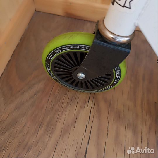 Трюковой самокат