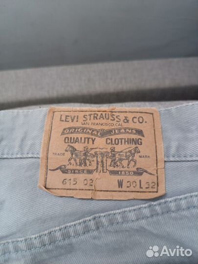 Джинсы levis