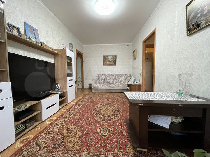 3-к. квартира, 56 м², 3/5 эт.