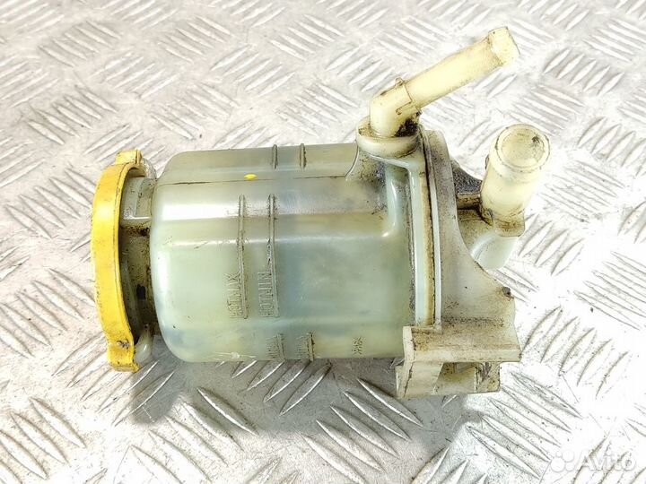 Бачок гидроусилителя Subaru Tribeca B9