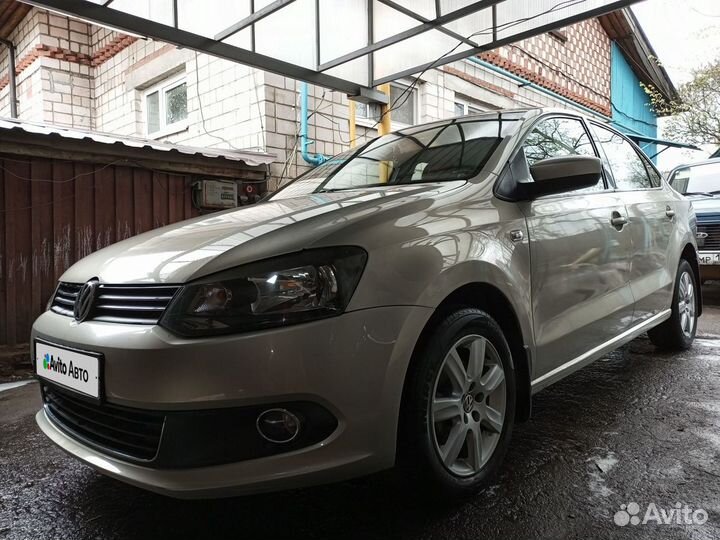 Volkswagen Polo 1.6 МТ, 2012, 109 000 км