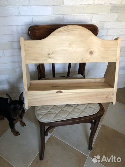 Полка из массива сосны